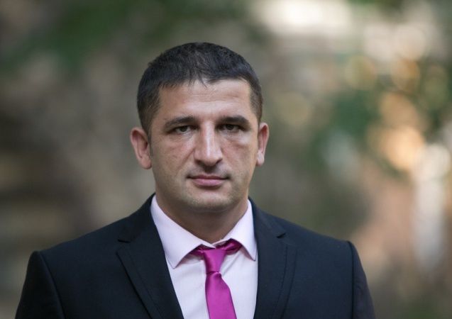 Бывший пресс-секретарь экс-президента Николае Тимофти Влад Цуркану утверждает, что нынешний глава государства своей политикой ещё больше разделяет общество. 