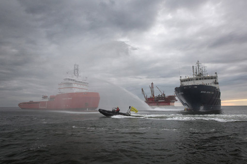 В Мурманске начался суд над восемью активистами Greenpeace с корабля Arctic Sunrise. Фото: Денис Синяков/Greenpeace