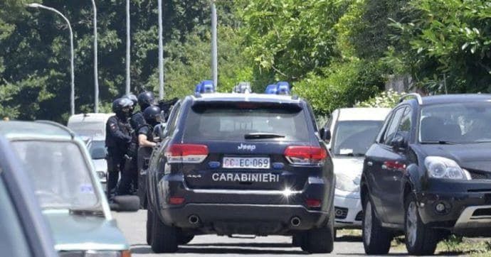 Мужчина и двое детей погибли при стрельбе под Римом.