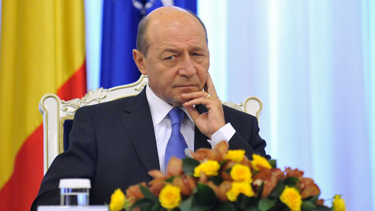 Traian Băsescu regretă că, prin votul lor, moldovenii au dat o amânare drumului european al ţării. Foto: jurnalistii.ro