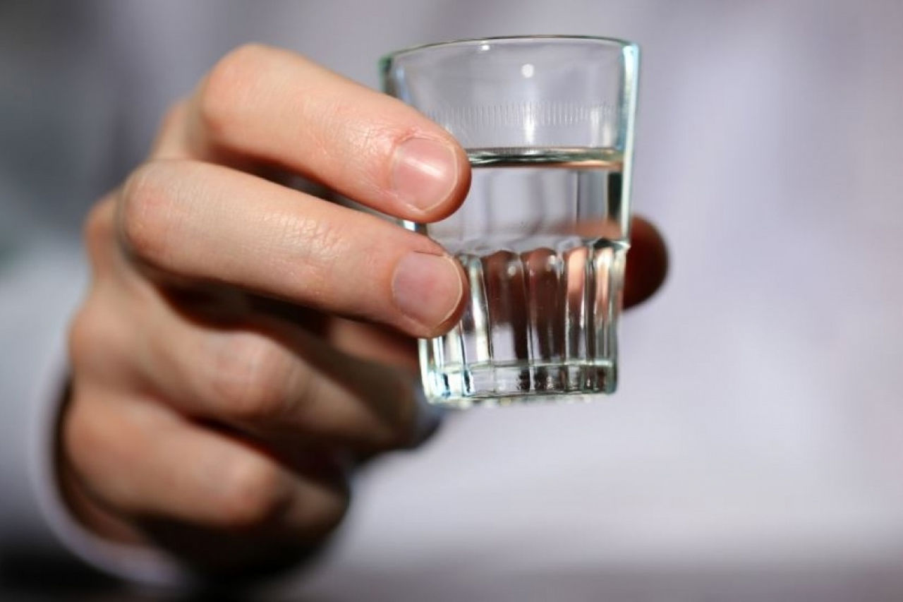 В Одесской области 6-летний мальчик отравился водкой.