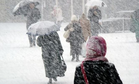 Meteorologii sud-coreeni au lansat luni o avertizare de zăpadă toxică, informează 7sur7.be, potrivit Agerpres.