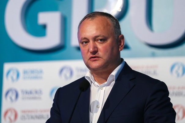 Preşedintele Republicii Moldova a cerut explicaţii Guvernului după expulzarea a doi jurnalişti ruşi.