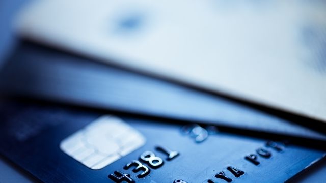 Numărul cardurilor bancare în Moldova a crescut cu 224 mii. 