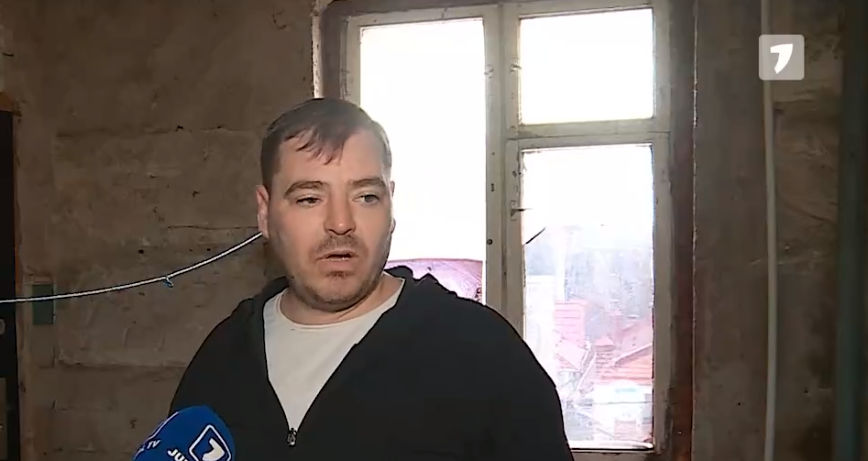 Жильцы многоквартирного дома в Кишиневе: Много лет живем в ужасных условиях.