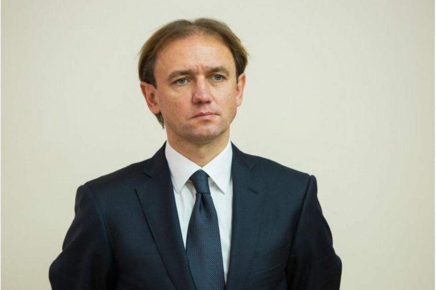 Бывший футболист и одноименной футбольной академии Раду Ребежа.