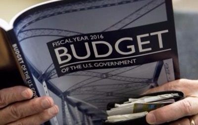 США прогнозируют годовой дефицит бюджета в $600 миллиардов.