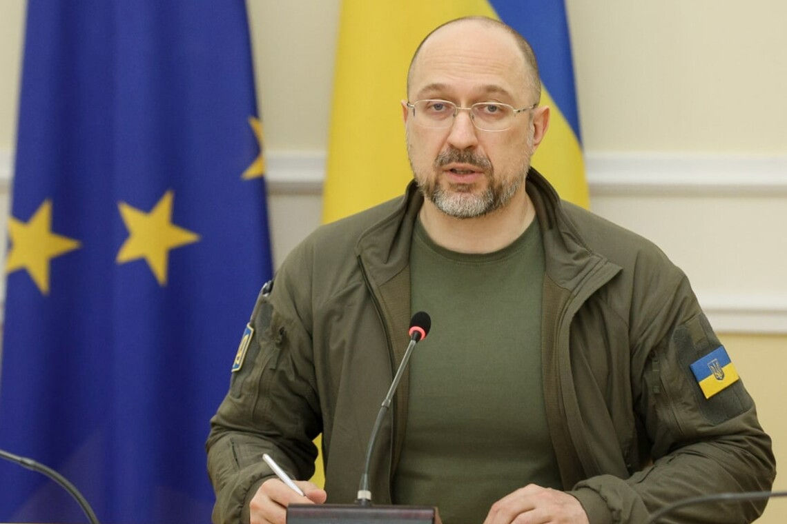 Шмыгаль: Украина готовится значительно увеличить экспорт зерна через Румынию и Молдову.
