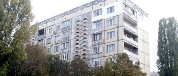 O defectiune la retelele electrice a lasat aproape jumatate de oras fara lumina, noaptea trecuta.