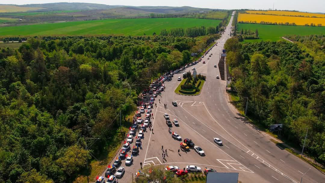 В Бельцах состоялся автопробег ко Дню Победы.