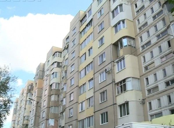 За совершение умышленного убийства виновных приговорили к 17 и 18 годам тюремного заключения.