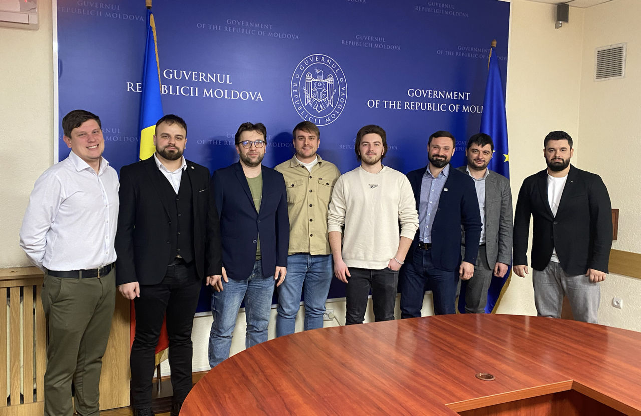 Представители бизнес-сообщества «Трактор» провели встречу с министром экономики.