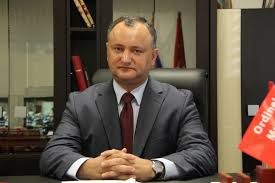 Dodon a promis să iniţieze audieri parlamentare asupra situaţiei cu Amerberg şi Grigorciuc. Foto: tribuna.md