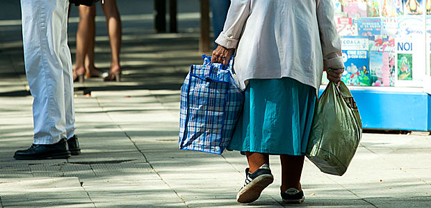 Aproape 80% din pensionari trăiesc sub minimul de existență. Foto: vocea.md