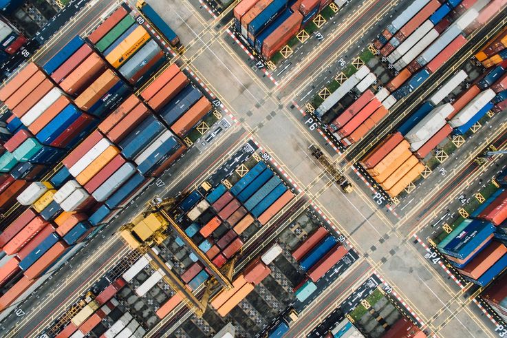 Exporturile în EAU în 2018 au crescut de 4,5 ori faţă de anul precedent