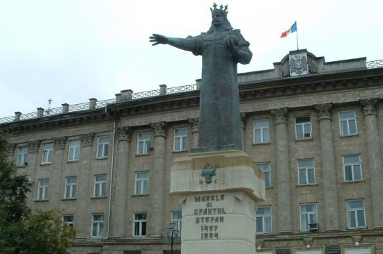 Доход бюджета в будущем году планируют увеличить до 416 миллионов леев. Фото: replika.md