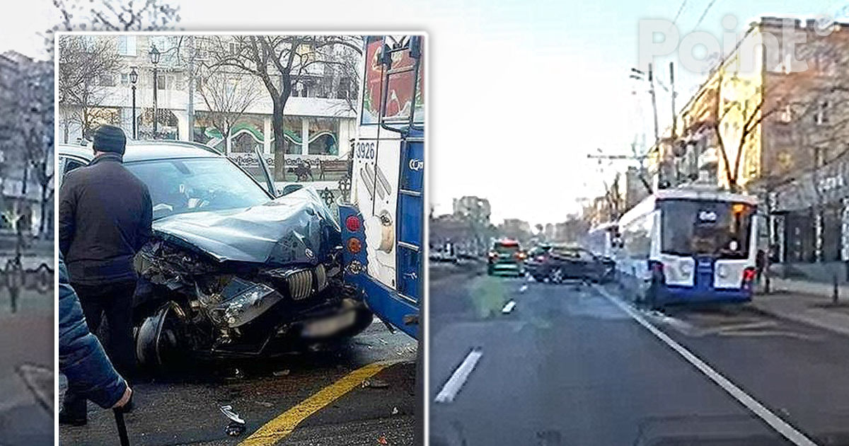 Momentul accidentului de pe bulevardul Grigore Vieru, surprins de o cameră de bord.
