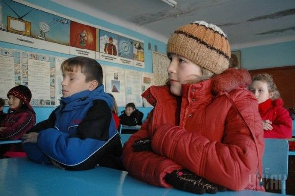 Власти Николаева отменили занятия в школах из-за отсутствия отопления.