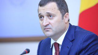 Politicianul a remarcat realizările din domeniul ordinii publice, al gestionării frontierelor, dar și în domeniul combaterii corupției. Foto: mbc.md
