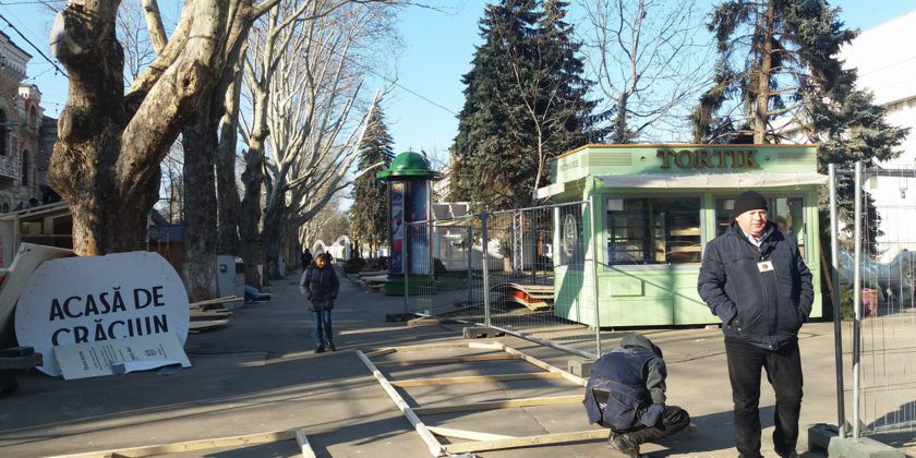 Firma de pază a lui Plahotniuc, plătită cu jumătate de milion de lei pentru a păzi Târgul de Crăciun.
