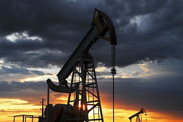 Цены на нефть ускорили темпы снижения.