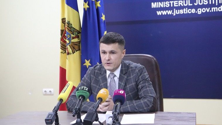 Врио министра юстиции Фадей Нагачевский.