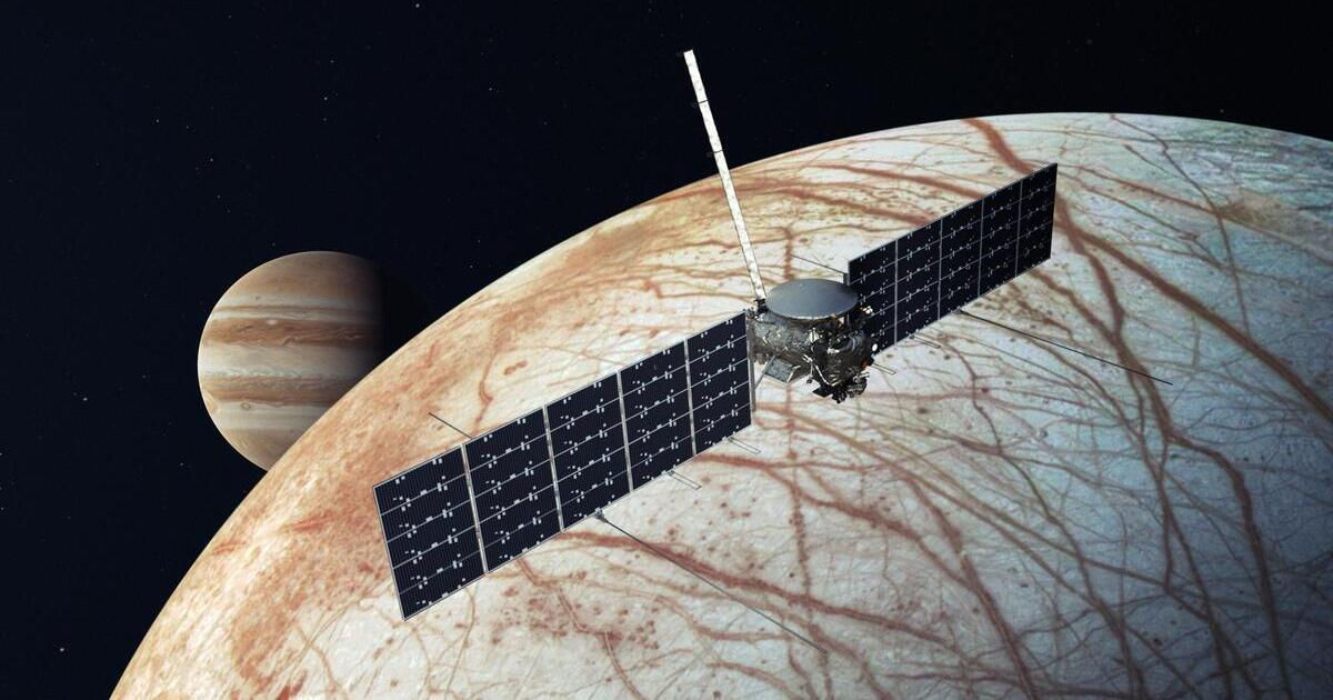 NASA запустило самый большой космический корабль Europa Clipper.