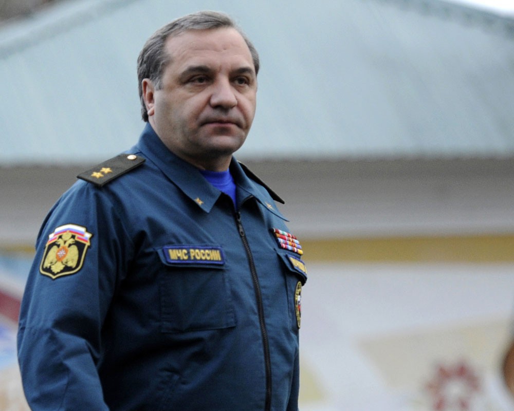 Владимир Пучков возглавил спасательную операцию на месте катастрофы в Подмосковье.