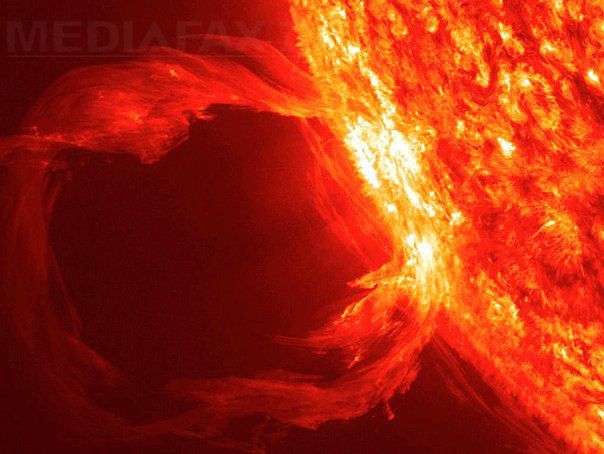 Soarele s-a dezlănţuit: Explozii de proporţii. Când ar putea ajunge radiaţiile pe Pământ. Foto: descopera.ro