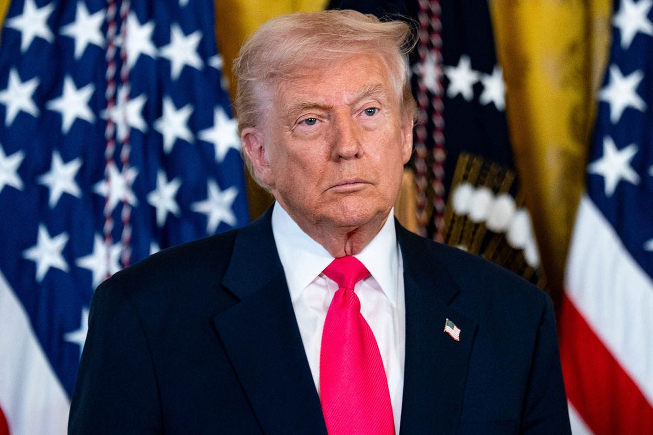 Trump a cerut reglementarea federală a inteligenței artificiale.
