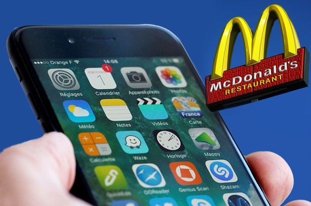 Posibilul design Iphone 8 apare într-o reclamă McDonald's. 