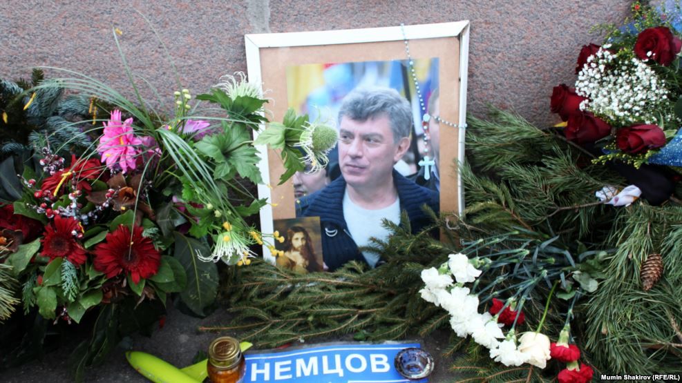 Причастные к убийству Немцова получили минимум 15 млн рублей.