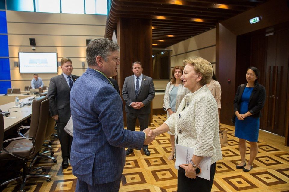 Спикер провела встречу с представителями посольства США.