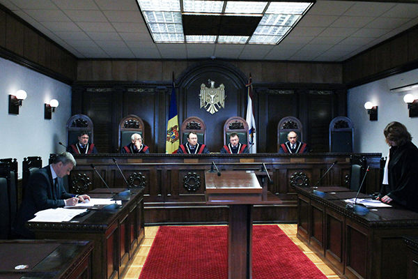 Люди с ограниченными умственными возможностями имеют право на услугу „Защищенное жилье”.