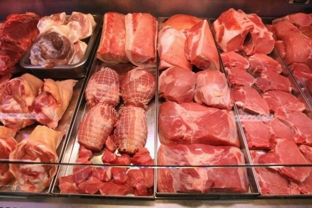Embargoul impus de Republica Moldova la importul de carne de porc continuă şi în acest an. Foto: ziaruldeiasi.ro
