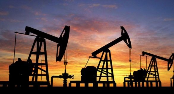 Supraproducţia de petrol ar putea fi mai mare în 2017.