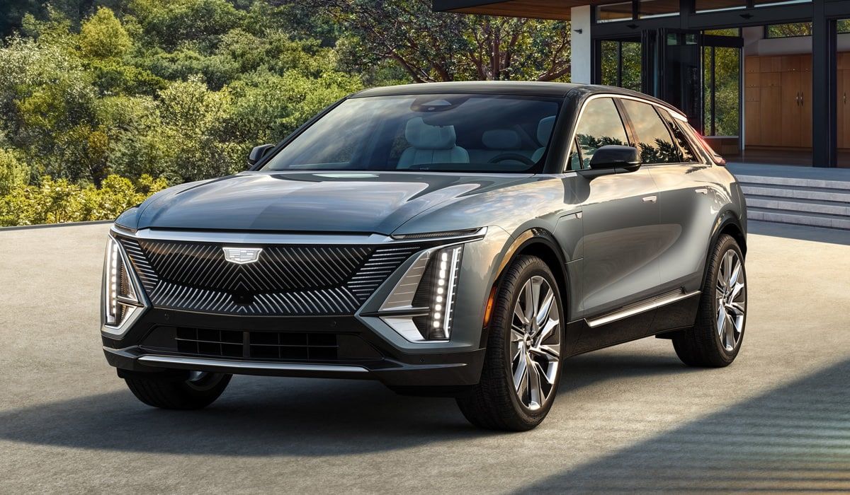 Cadillac представила первый в своей истории электромобиль.