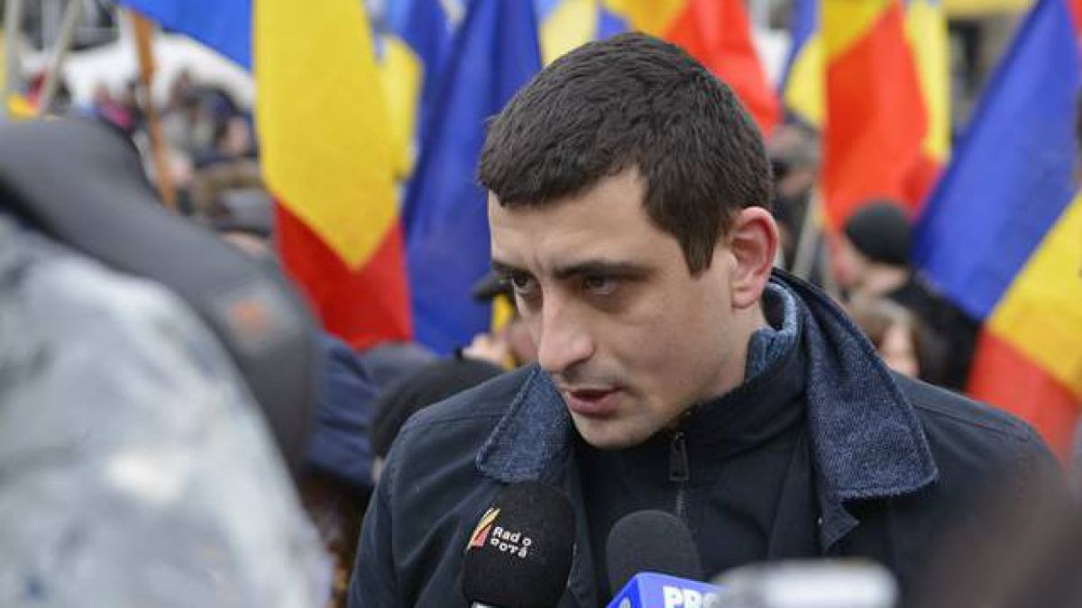 Liderul mișcării unioniste Acțiunea 2012, George Simion, are dreptul să intre liber pe teritoriul Republicii Moldova.