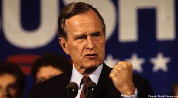 Fostul preşedinte republican George Bush senior va vota cu democrata Hillary Clinton. Foto: alternatehistory.com