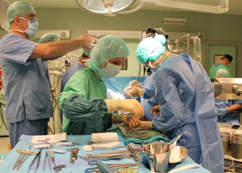 Operații în premieră într-un spital din Chișinău