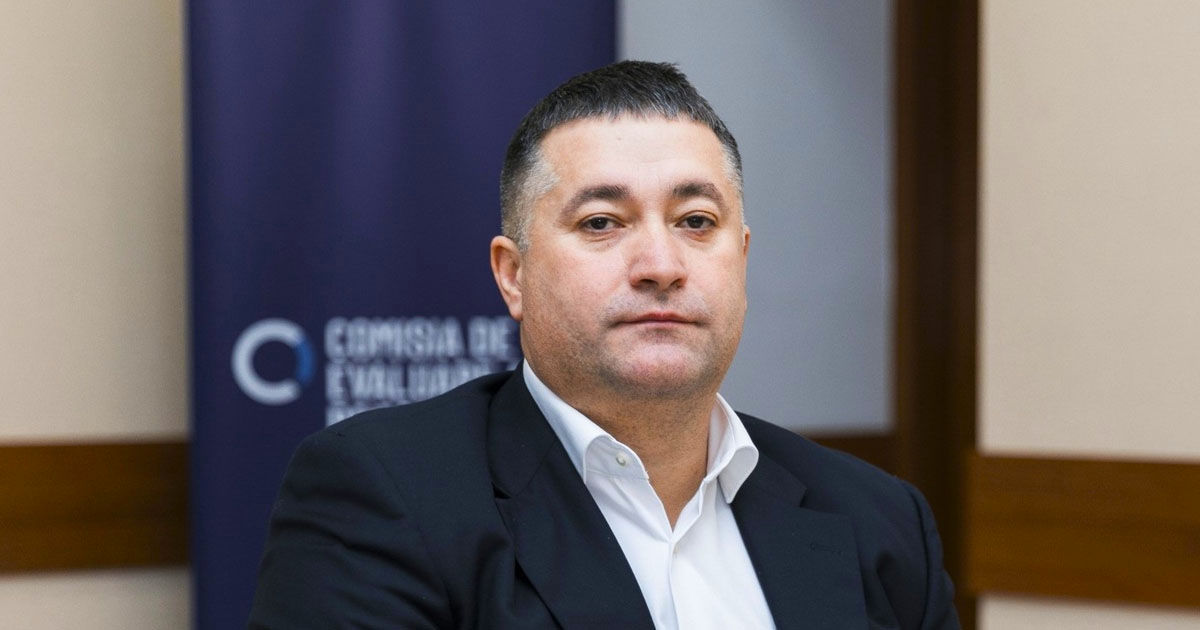 Un procuror care a utilizat un card al mamei sale decedate pierde definitiv procesul împotriva Comisiei de evaluare.