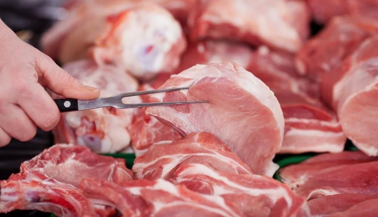 Prețurile cărnii de porc, în vizorul Consiliului Concurenței.