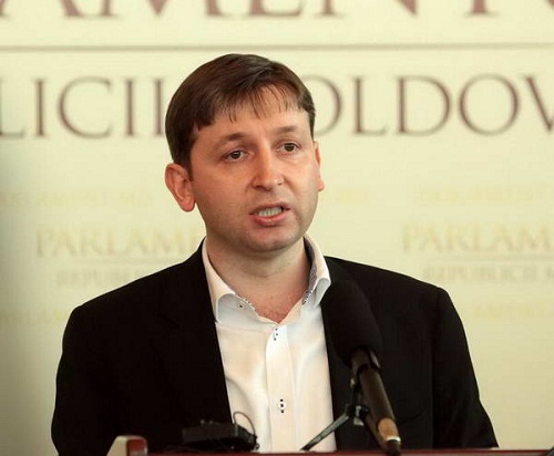 Как заявил Решетников, о причинах исключения Марка Ткачука из ПКРМ следует поинтересоваться «у самого Тимофти».