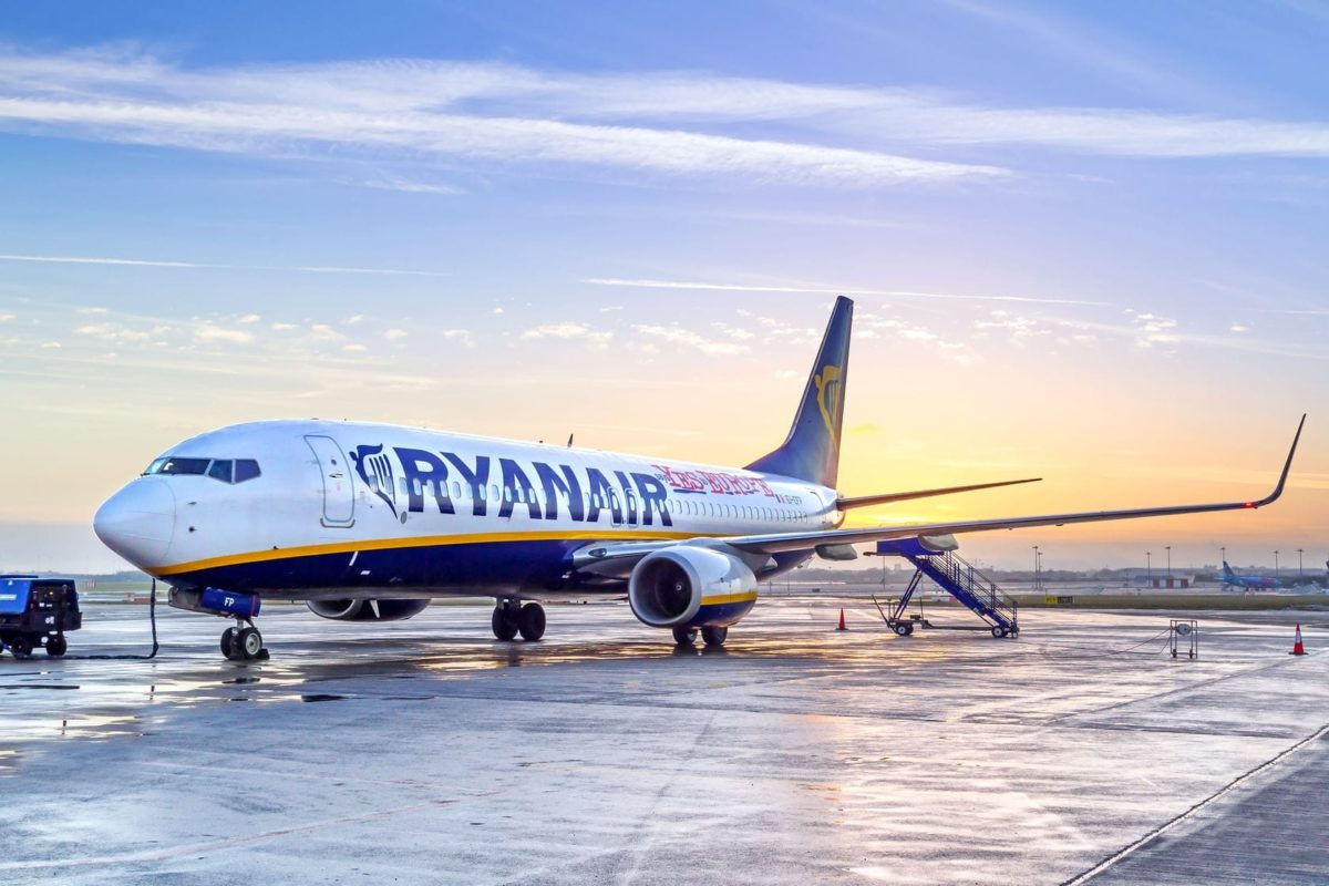 Италия хочет установить лимит цен на авиабилеты: Ryanair возмущен.
