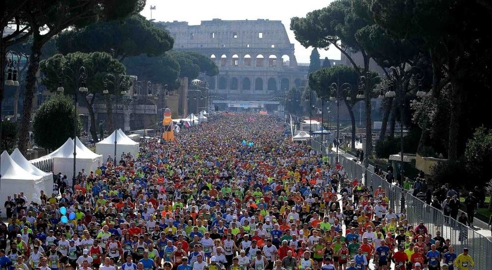 На старт Римского марафона в этом году вышли и два молдаванина. Фото: marathonec.ru