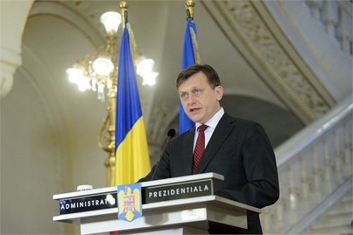 Крин Антонеску предпримет официальный визит в Молдову 4-5 декабря по приглашению председателя парламента Республики Молдова Игоря Кормана, с которым он встретится.