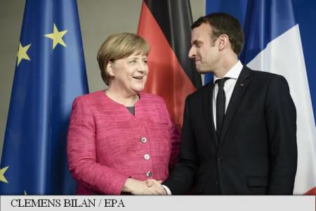 Merkel și Macron, dispuși să schimbe tratatele ca parte a modernizării Uniunii Europene. 
