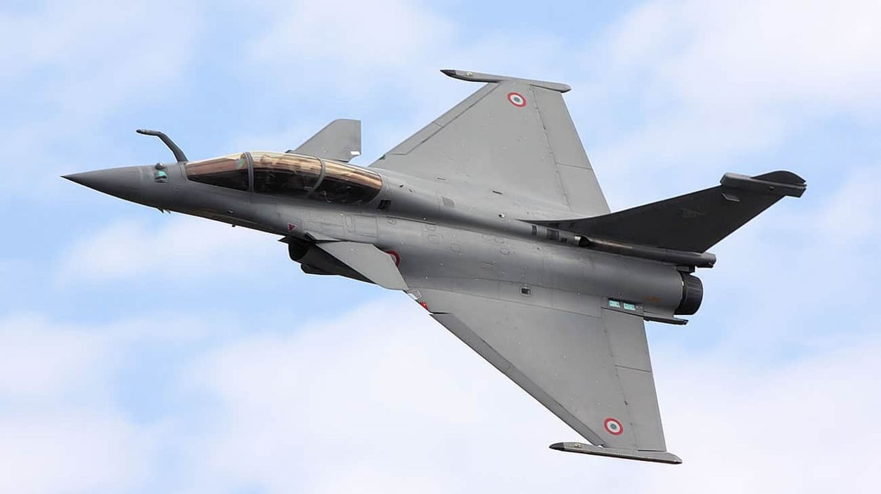 India a achiziționat avioane de luptă Rafale din Franța.