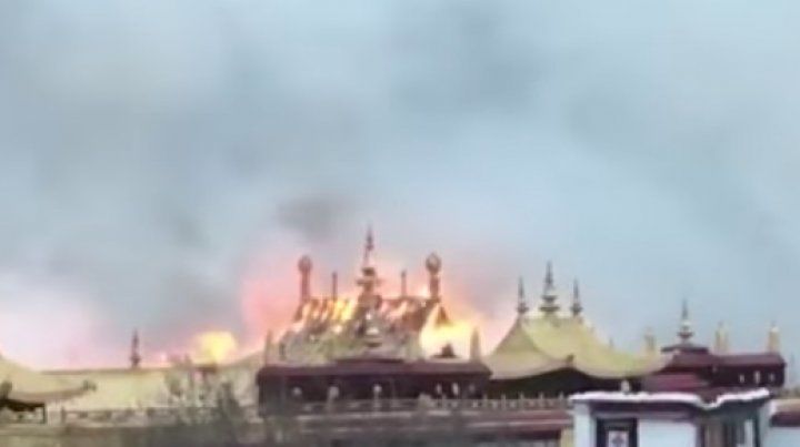 Incendiu la o mănăstire de peste 1.300 de ani vechime. Prejudiciul. Foto: publika.md