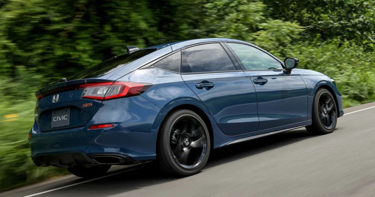 Honda Civic получила недорогую спортивную версию.